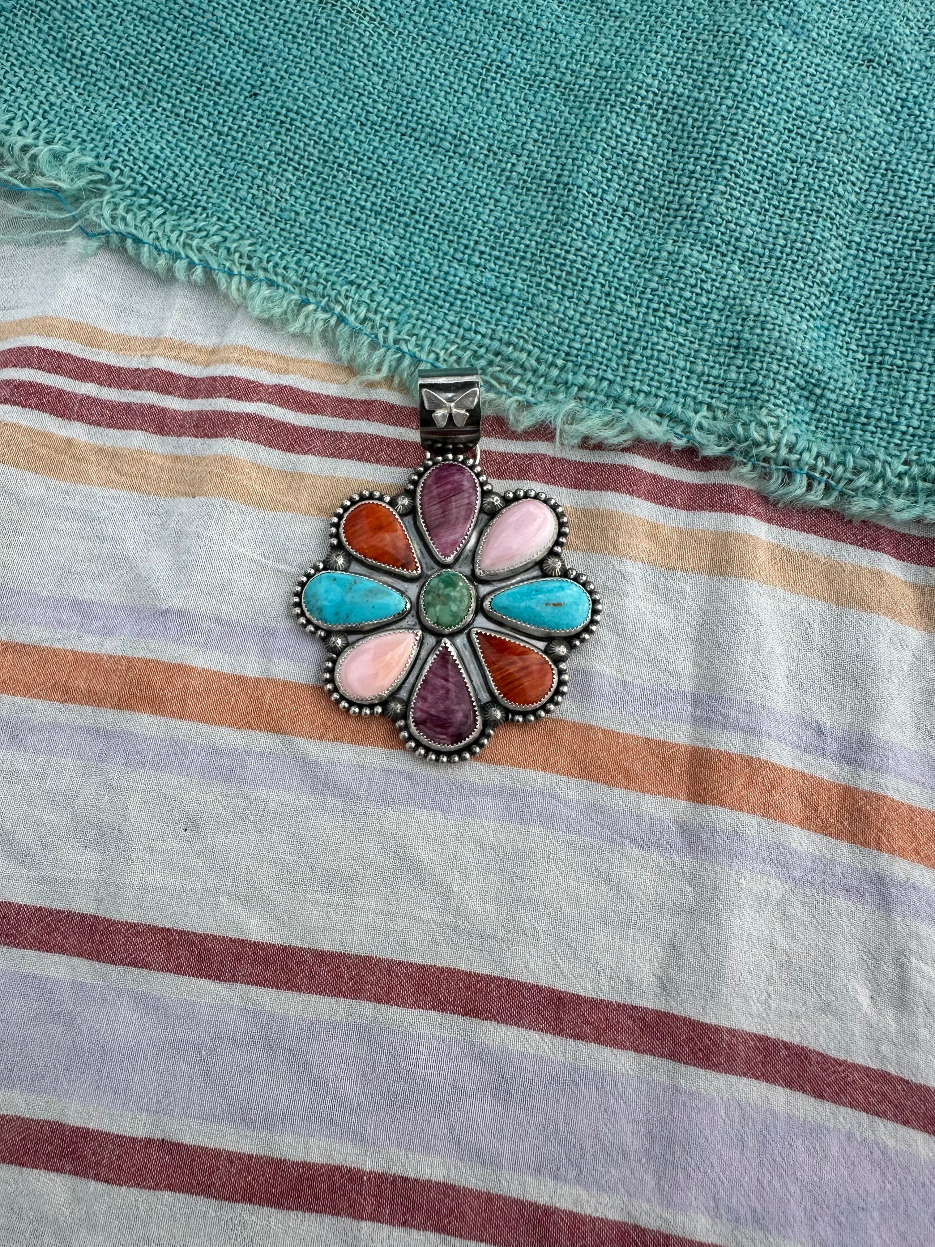Multi-stone pendant