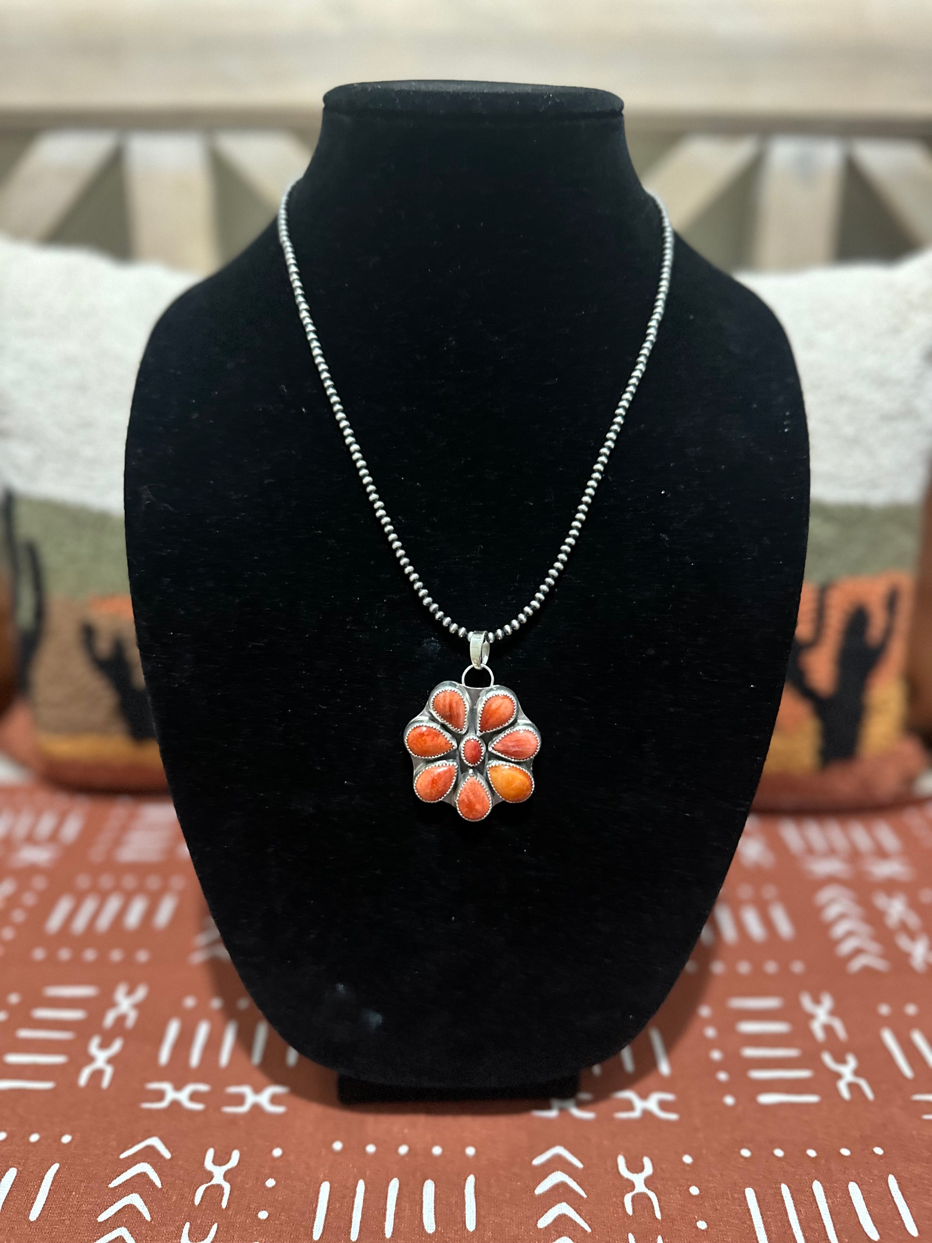 18”-20” Navajo pearl necklace with spiny pendant