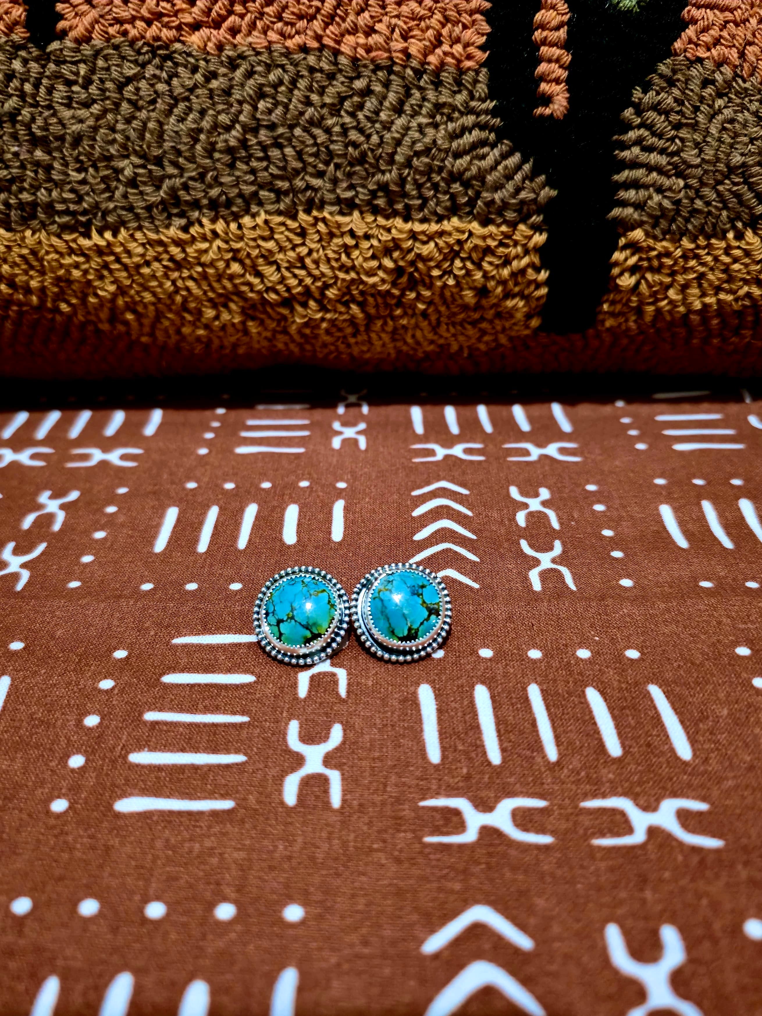 Turquoise round earrings