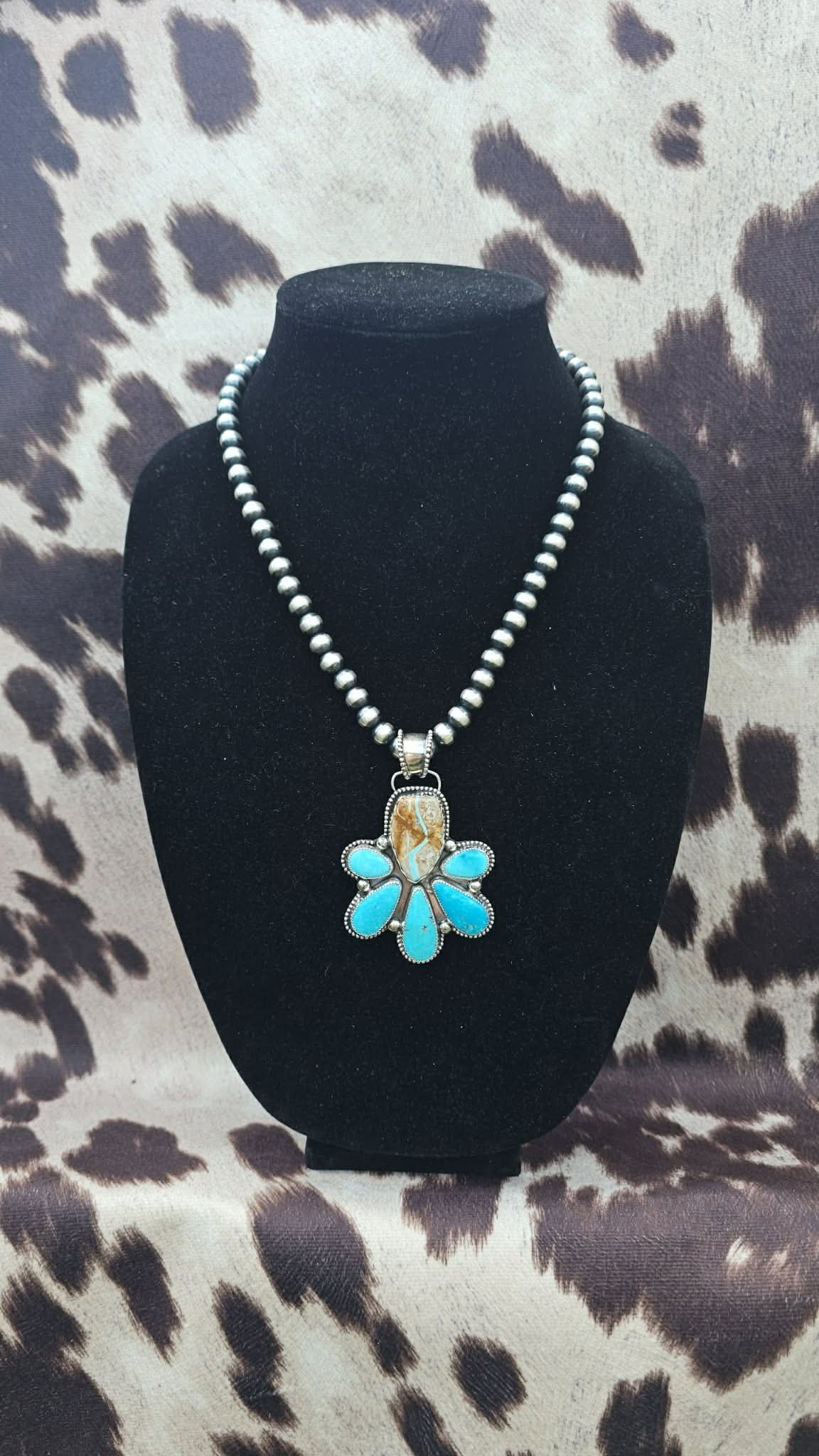 Royston & Campitos statement pendant