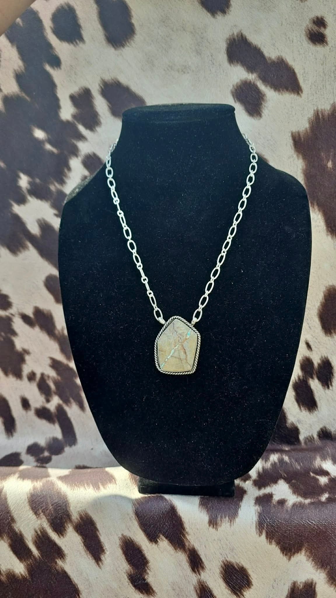 Large Royston ribbon necklace
