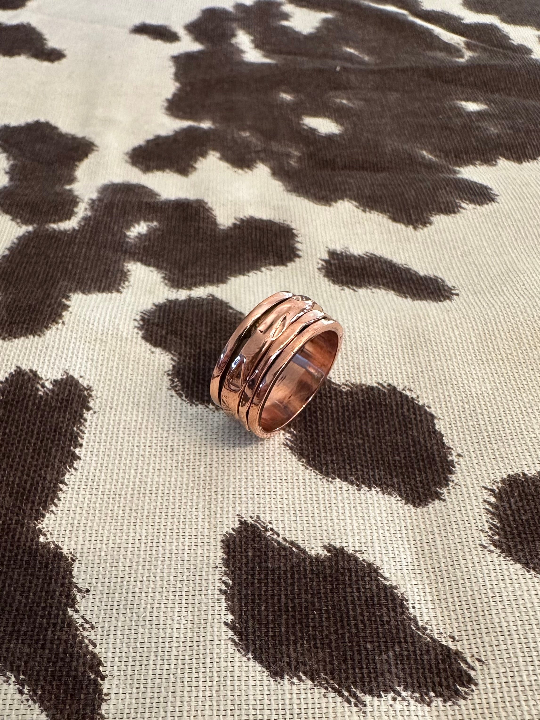 Size 7 copper spinner ring